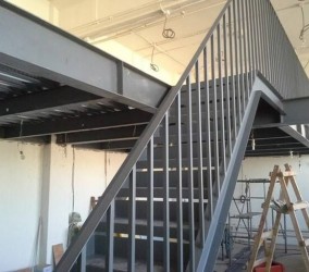 嘉兴钢结构楼梯工程的制作加工流程