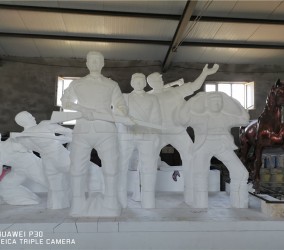 新疆雕塑分析砂岩雕塑如何成为家居装饰的亮点？