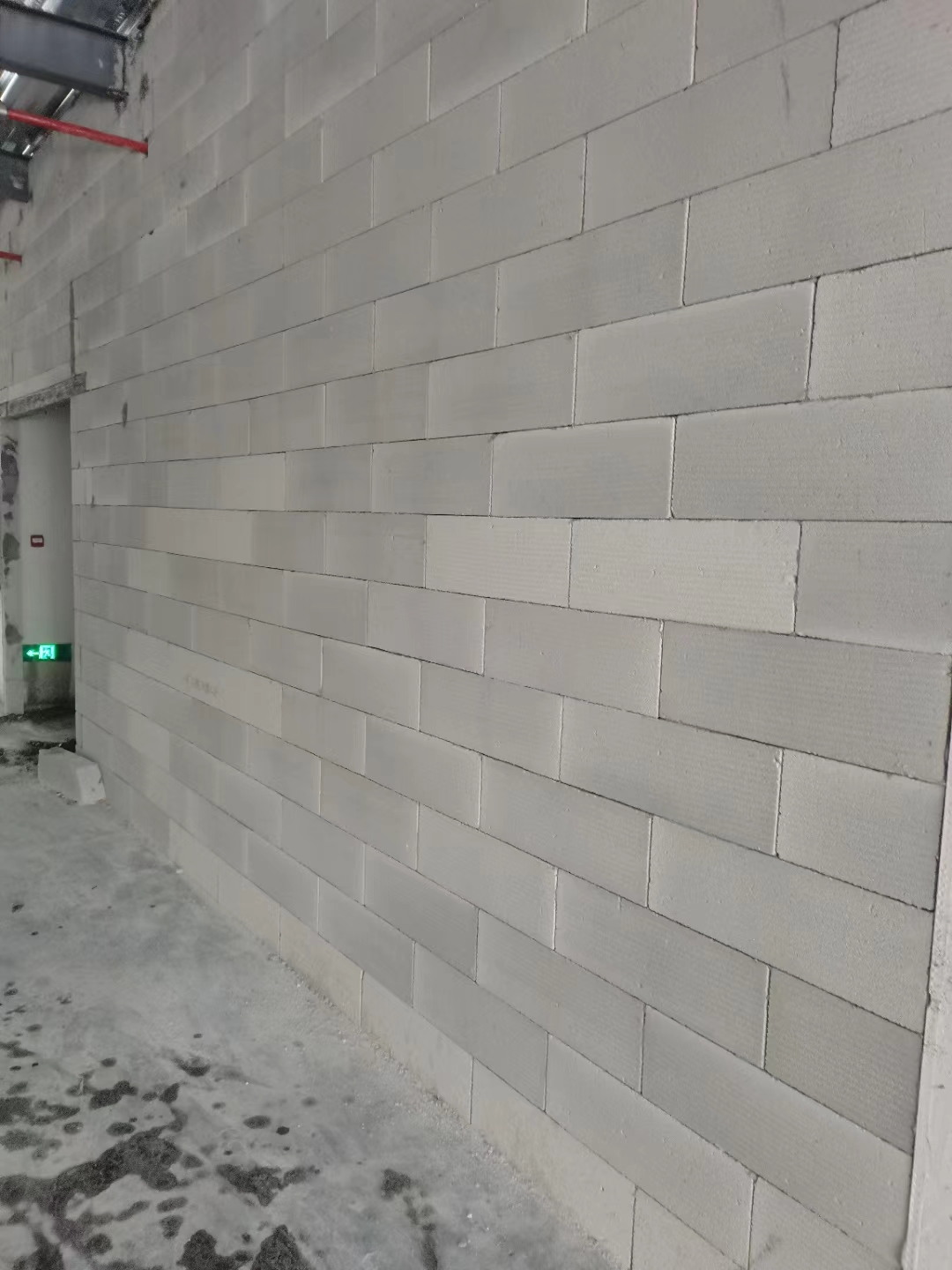 惠州轻质砖公司引领建材市场新潮流，专家看好其发展前景-- 惠州伟财轻质砖隔墙