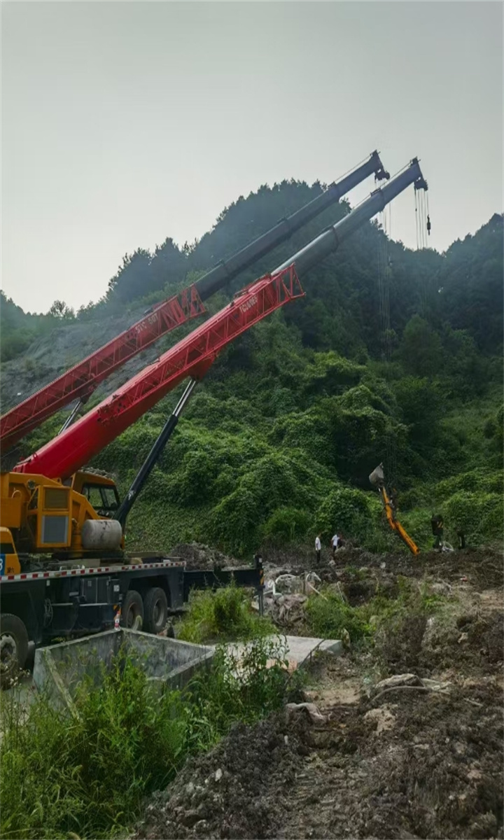 想在舞钢市租吊车随车吊，哪家租赁公司更懂本地需求？-- 河南舞钢市杰英吊车出租服务中心